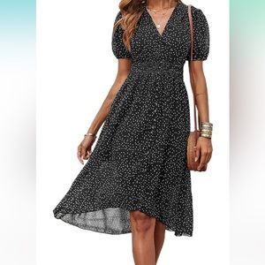 Pretty Garden V-Neck Midi Dress Black and White Print